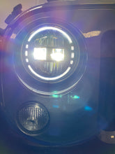 Load image into Gallery viewer, LED Headlights 'KONG JL-Style' with DRL for Wrangler JK JKU TJ (pair) A+ 'Philips' LED