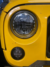 Load image into Gallery viewer, LED Headlights 'KONG JL-Style' with DRL for Wrangler JK JKU TJ (pair) A+ 'Philips' LED