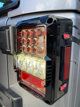 Load image into Gallery viewer, TAIL LIGHTS - SPIDER EYES LED replacement for Wrangler JK JKU (pair)
