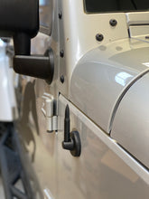 Load image into Gallery viewer, Bullet Antenna (Bullet size) for Wrangler JK JKU (aluminium alloy)