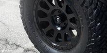 Load image into Gallery viewer, FUEL OFFROAD 'VECTOR' 20" D579 - Matte Black 20" Rims -18 (set of 5 Jeep 5x127)