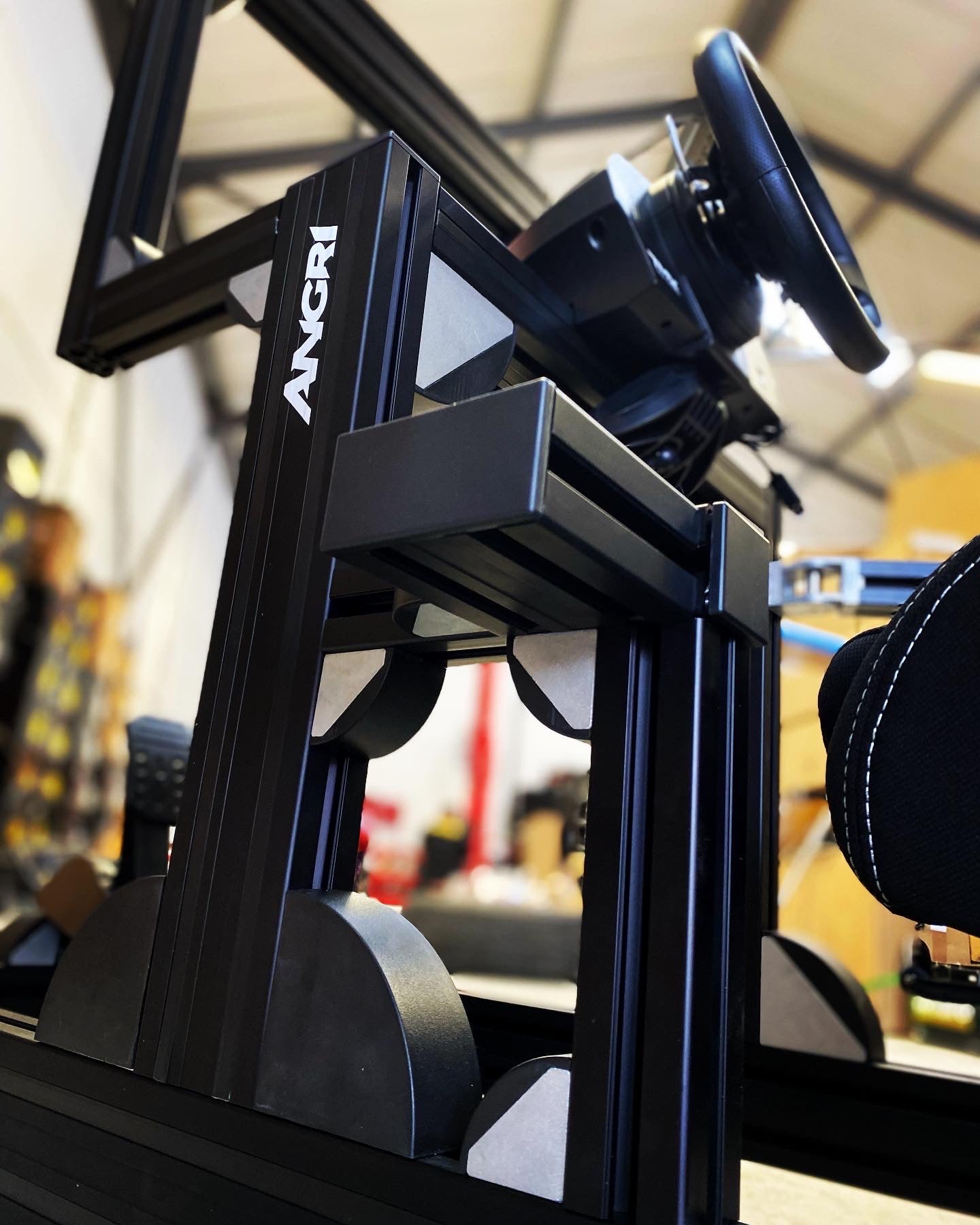 PRO SIM RIG CHASSIS + Integrated Screen System (On Rig) - 'Black Series Shifter'