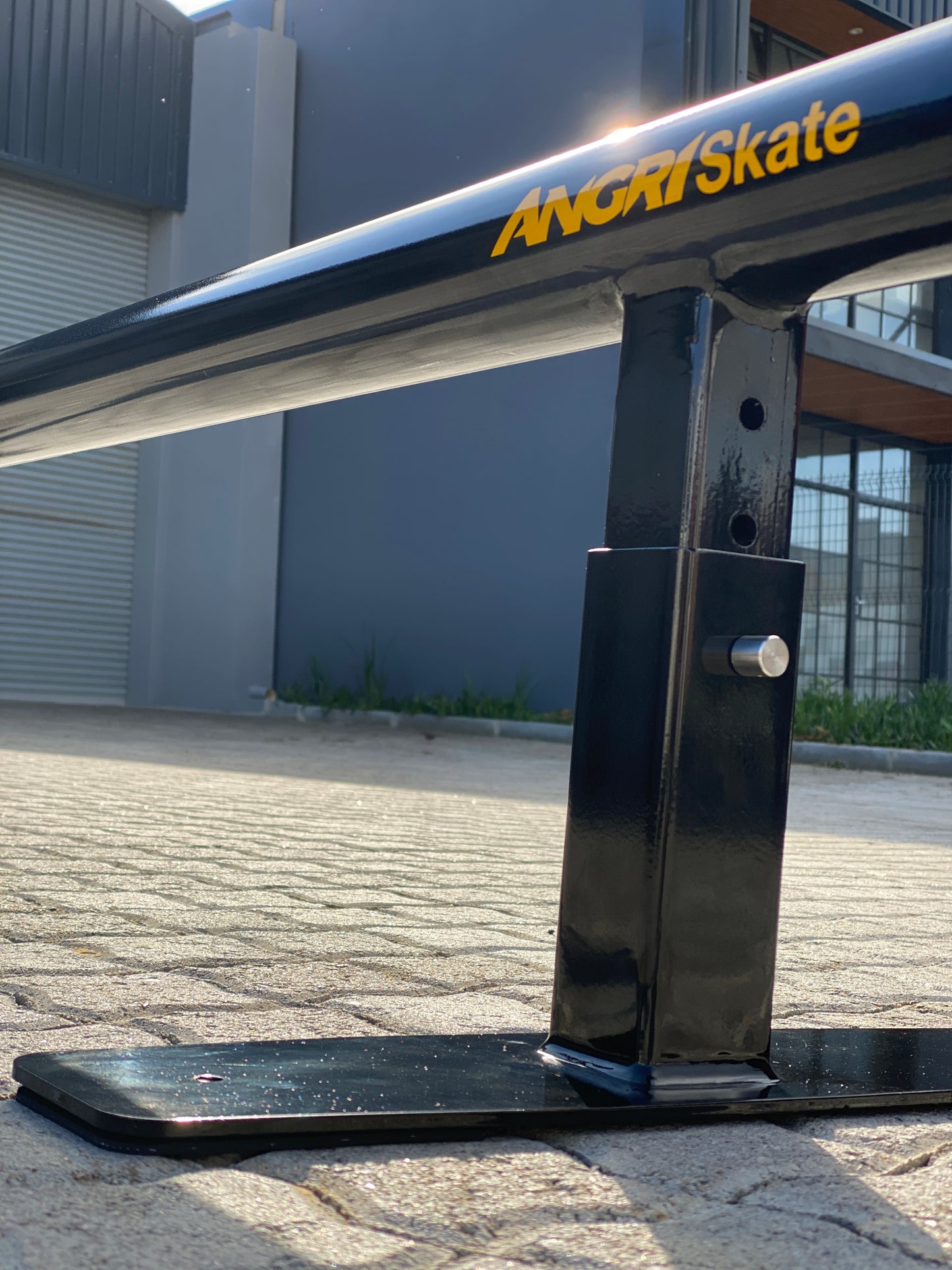 ANGRi Skate ROUND 3Bar Pro Skateboard Grind Rail System - 1.9m Adjustable