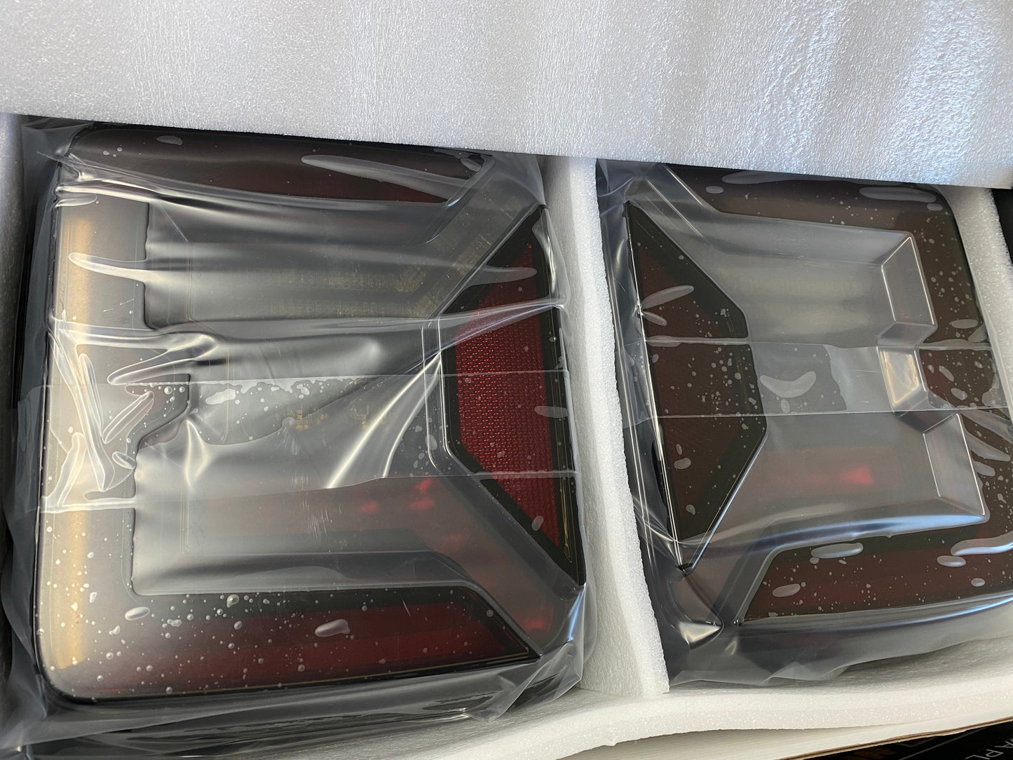 TAIL LIGHTS - 'NIGHT BAT' LED replacement for Wrangler JL / JLU 2018+ (pair)