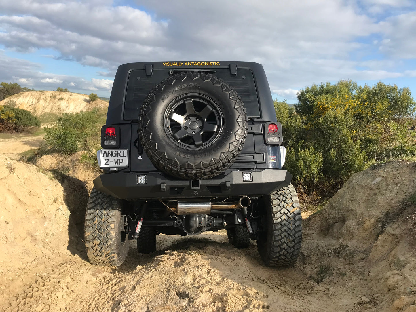 Free-Flow Stainless Steel Single Pipe Exhaust for JK/JKU (RETAIL BOX SELF-INSTALL)