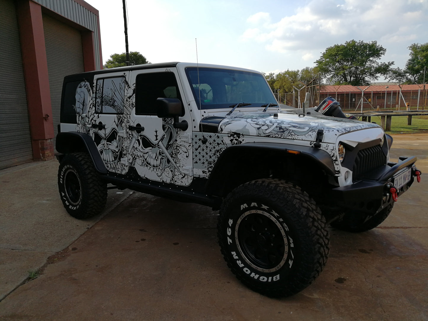 RockRage ULTIMA ROCK SLIDERS for Wrangler JKU - 4DR