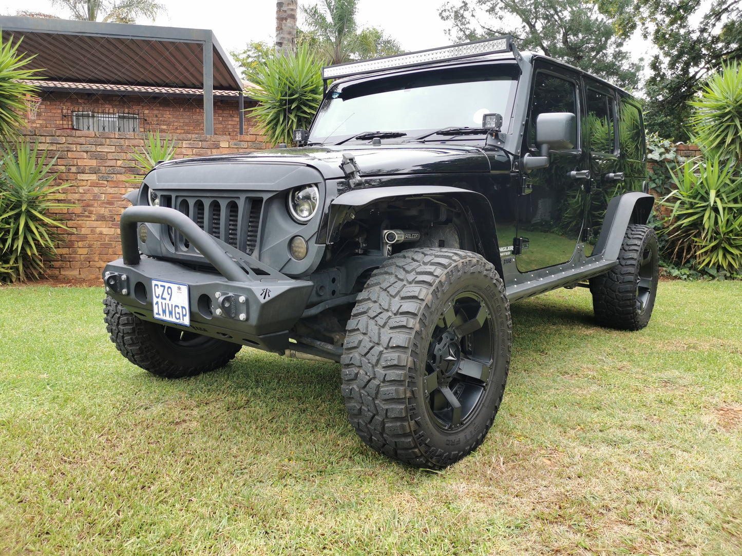RockRage CRAWLER STUBBY Front Bumper for Wrangler JK / JKU