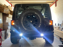 Load image into Gallery viewer, TAIL LIGHTS - WHITE ARROW LED replacement for Wrangler JK JKU (pair)
