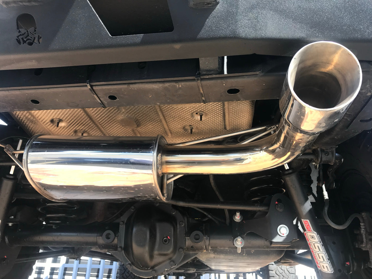 Free-Flow Stainless Steel Single Pipe Exhaust for JK/JKU (RETAIL BOX SELF-INSTALL)