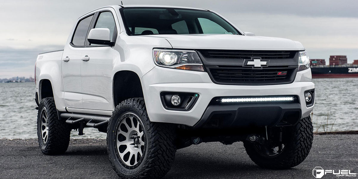 FUEL OFFROAD 'VECTOR' 20" D647 - Diamond Cut with Clear 20" Rims -18 (set of 5 Jeep 5x127)